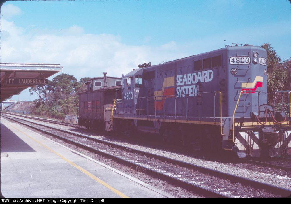 SBD 4803 at the Amtrak station